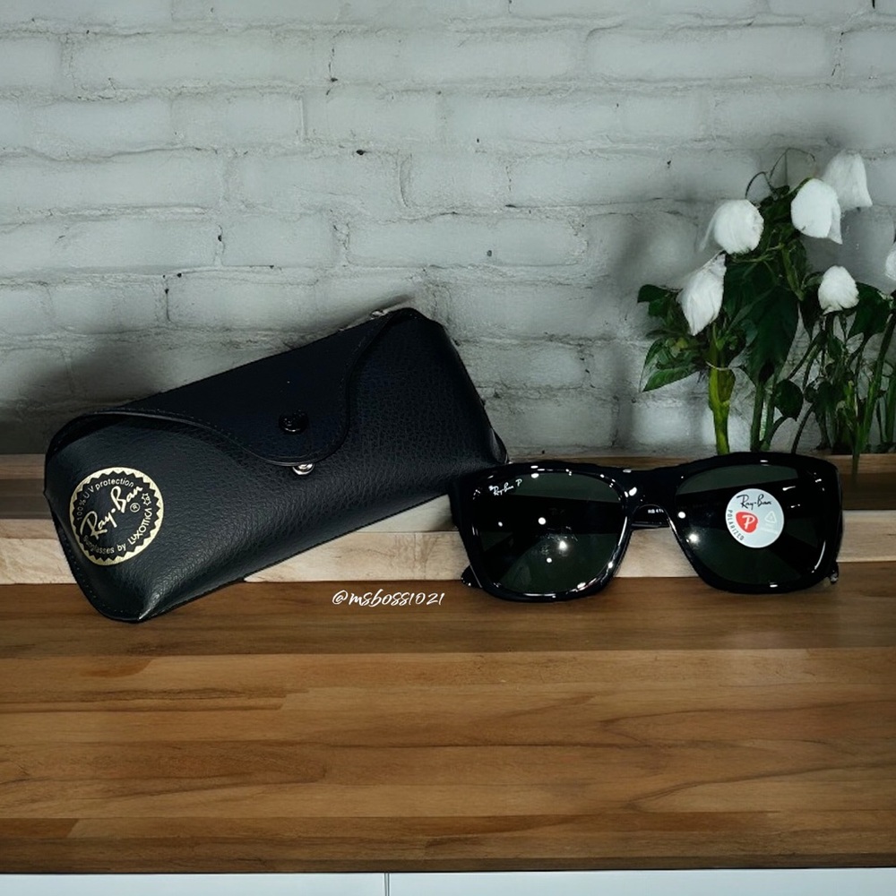 RayBan Polished Black Sunglasses + Case (RB 4194) 53-17-140 NWOT